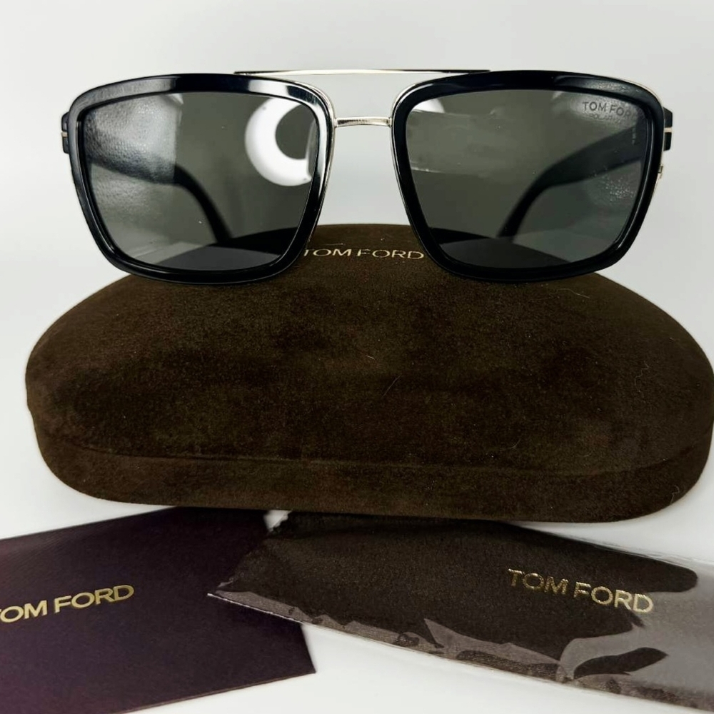 ✨ Authentic TOM FORD Anders TF780 Polarized Sunglasses - Black/Gold - NEW